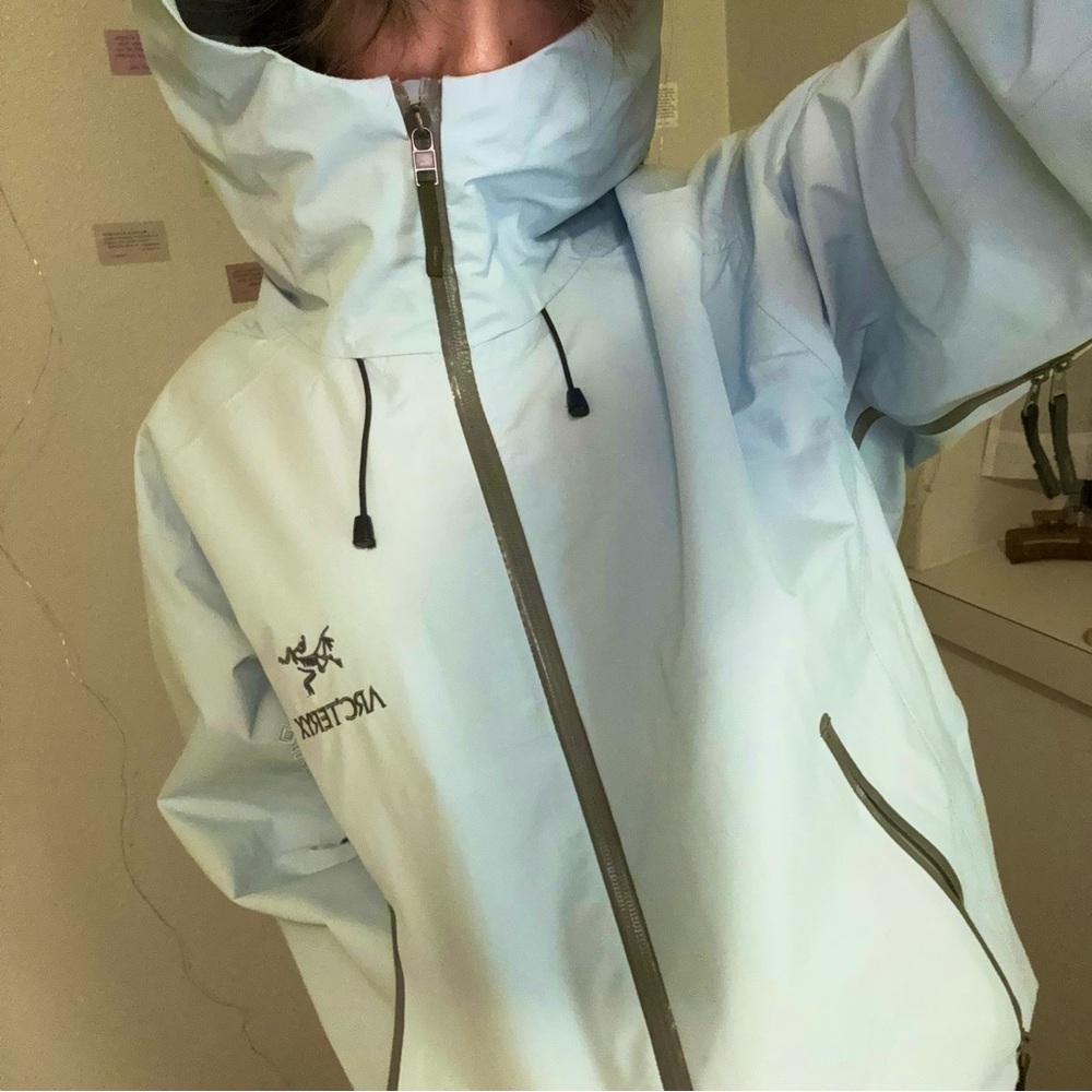 Arc'teryx goretex hard shell jacket